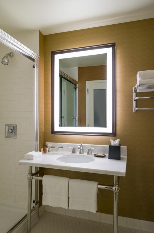 Sheraton Jfk Airport Hotel New York Rum bild